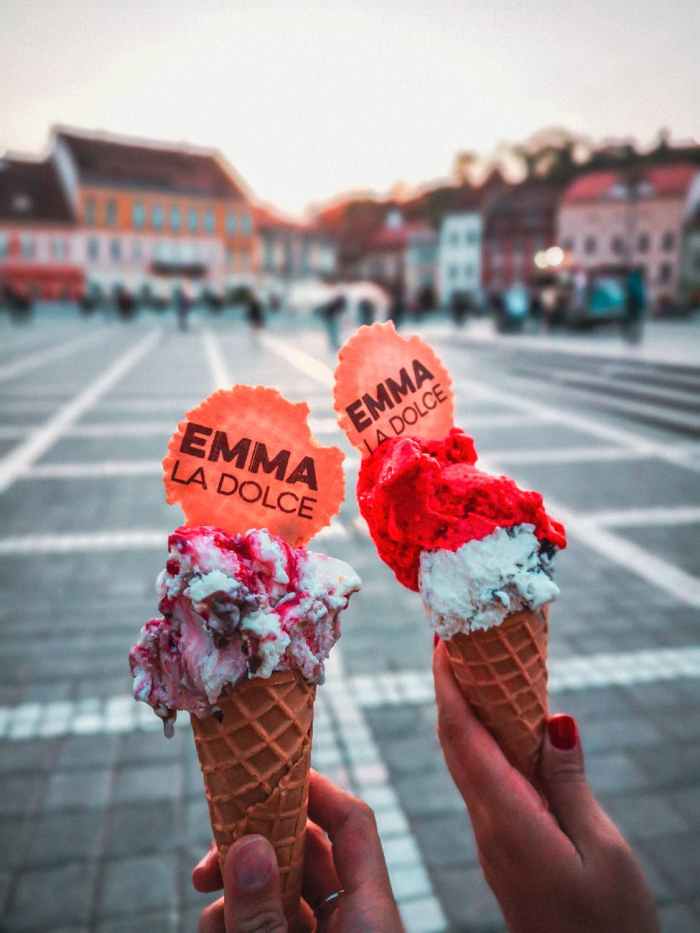 two emma la dolce ice creams